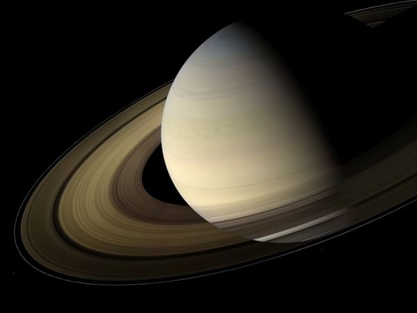 Астрономы опровергли популярный миф о строении Сатурна