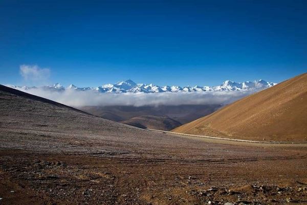 Озера на Тибетском плато задерживают тепло подо льдом