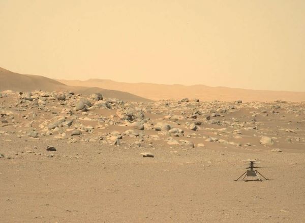После 6 месяцев на Марсе крохотный вертолет НАСА продолжает высоко летать