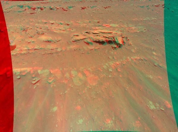 Вертолет НАСА Ingenuity запечатлел марсианскую поверхность в 3D